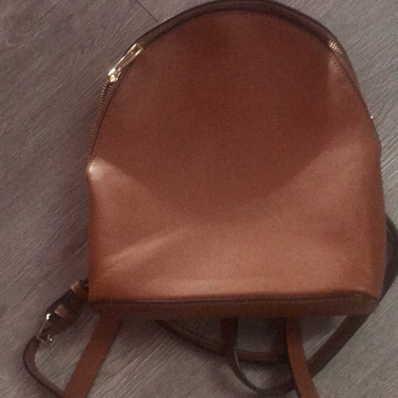 Mini Backpack - Picture 3 of 4